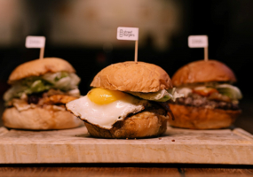 Street Burgers Āgenskalns