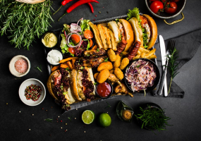 Talutti - Bakes 'n' Shakes