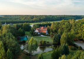 Agluonėnų poilsio ir pramogų parkas