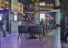 Bikers Restaurant ALL ACES