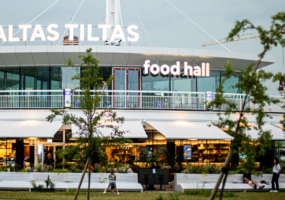 Baltas Tiltas food hall