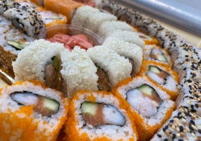 JURAS BARKUS Sushi & Pizza