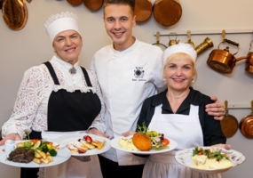 Močiučių restoranas