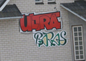 Ultra baras