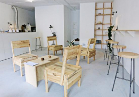 Crooked Nose & Coffee Stories